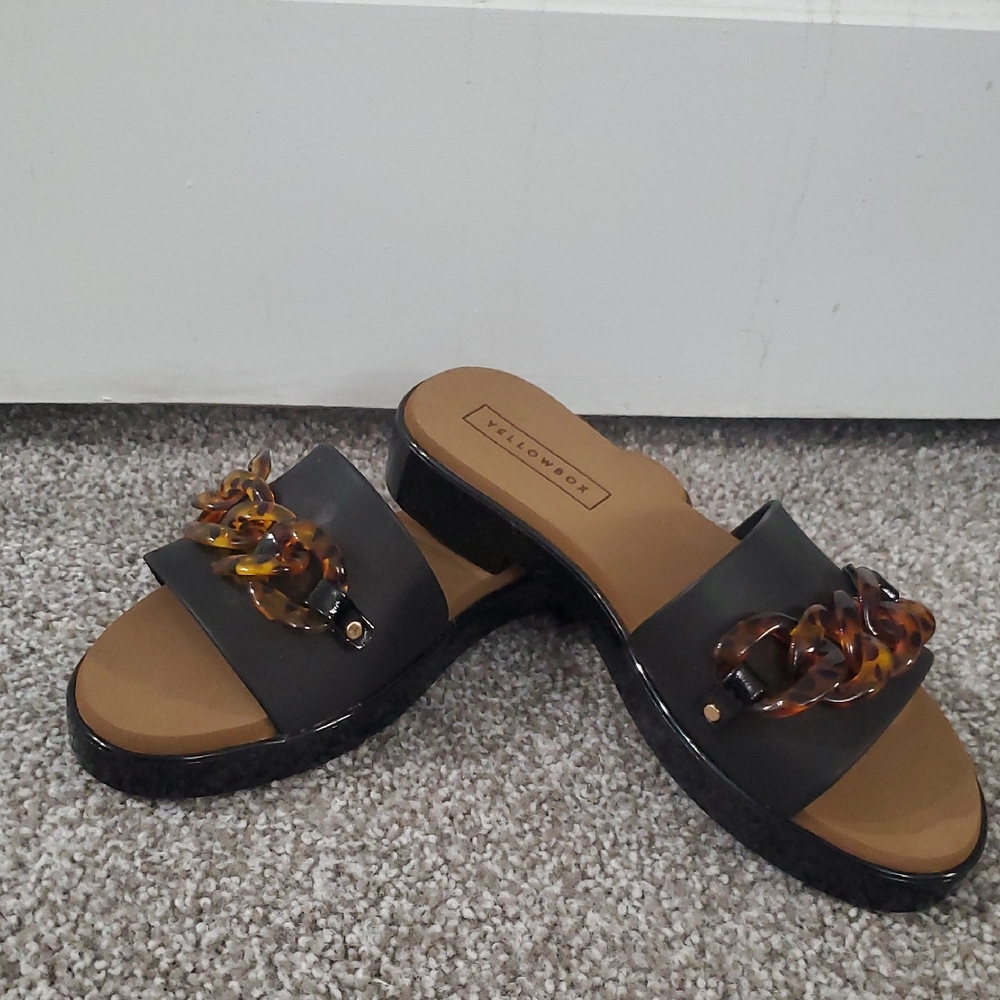 Yellow Box Black Sandals with Tortoiseshell Chain Accent